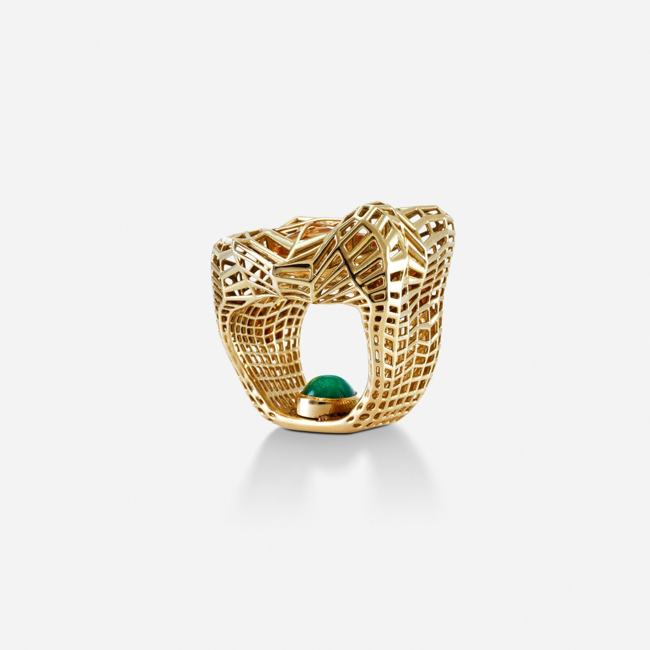 Cagey Distorted Ring