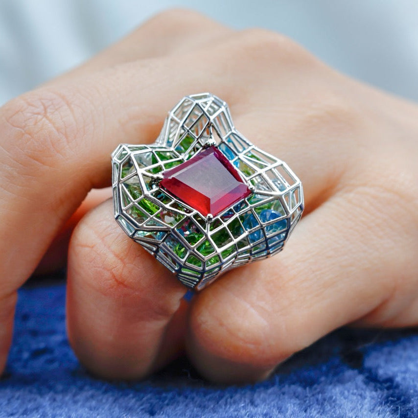 Cagey Distorted Ring