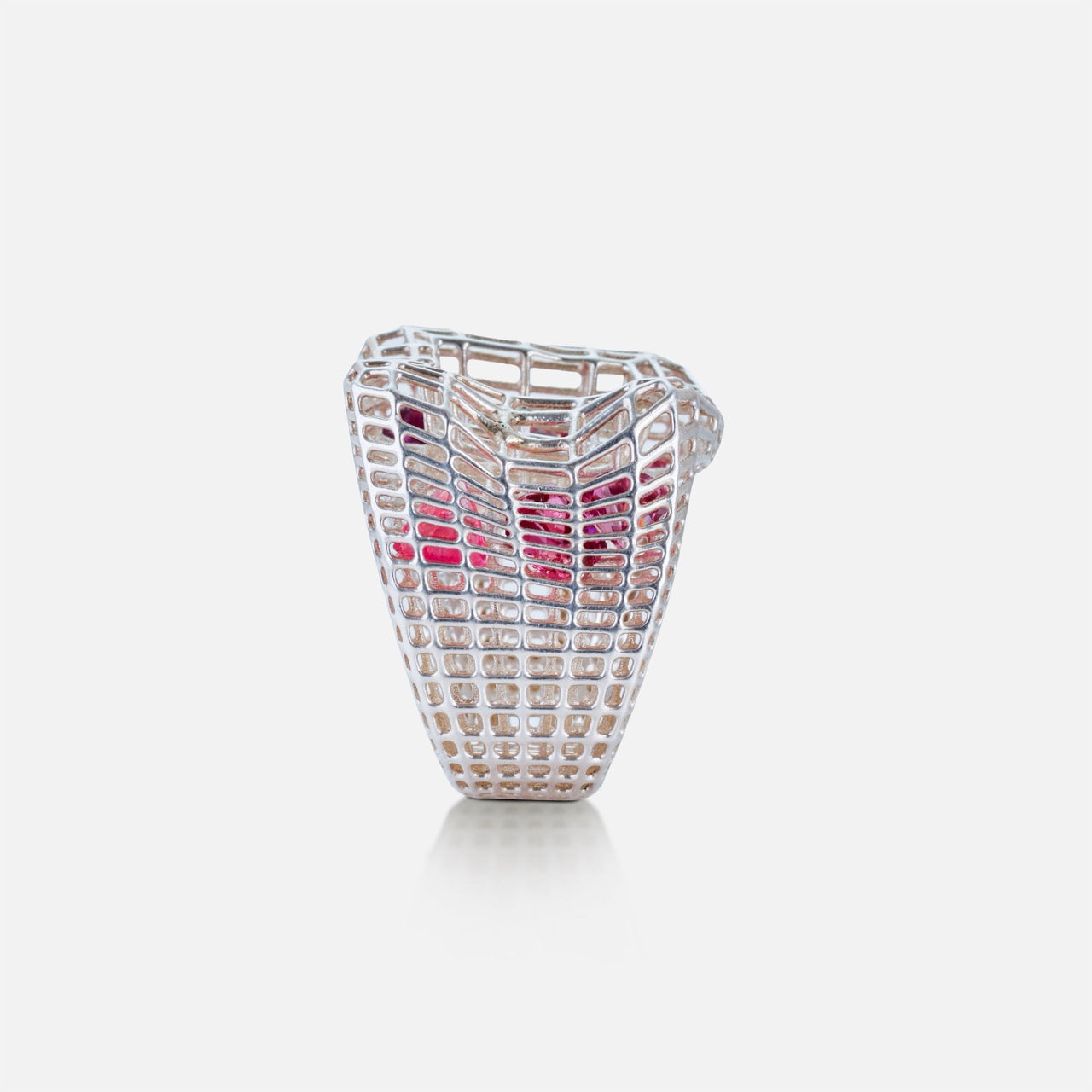 Cagey Distorted Ring