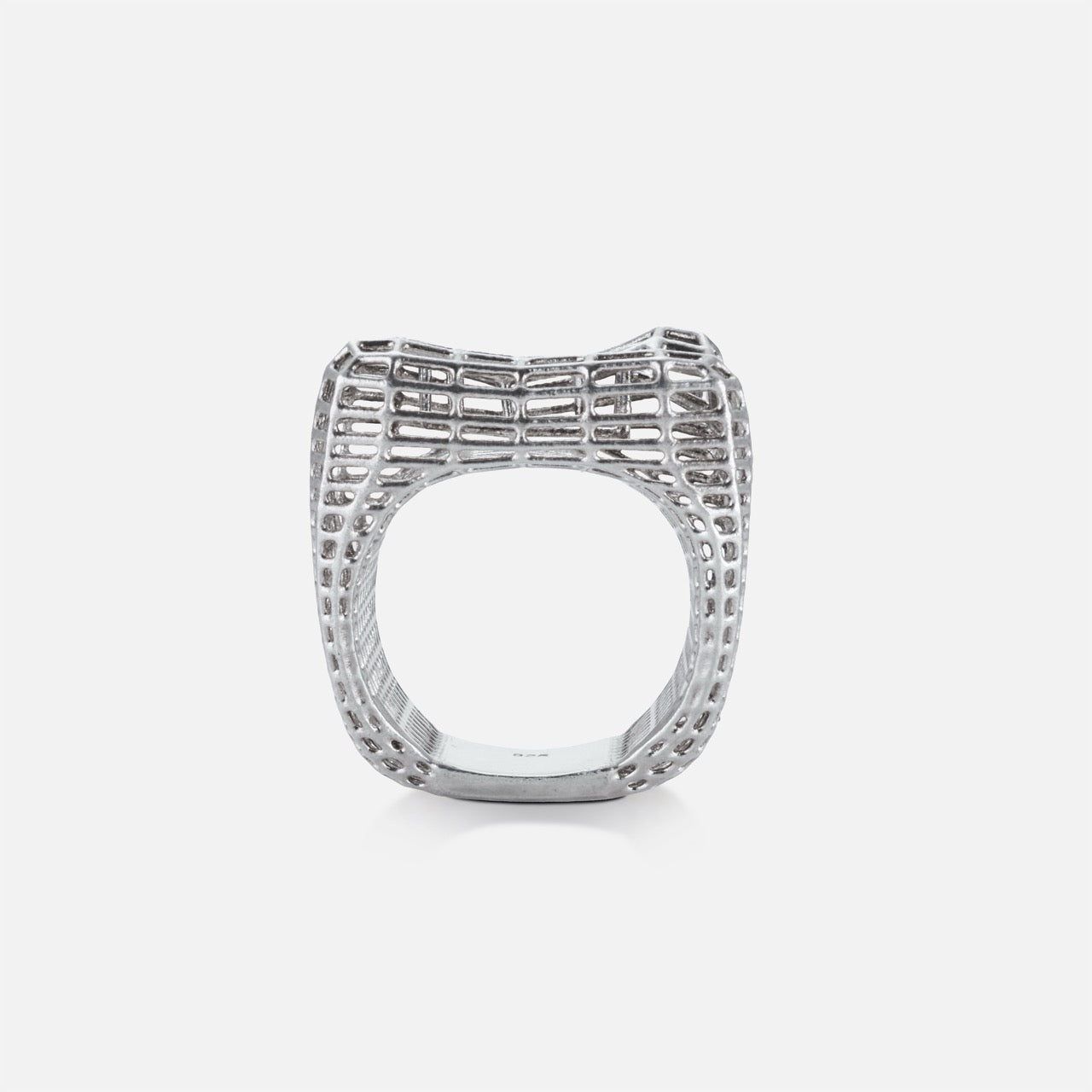 Cagey Distorted Ring