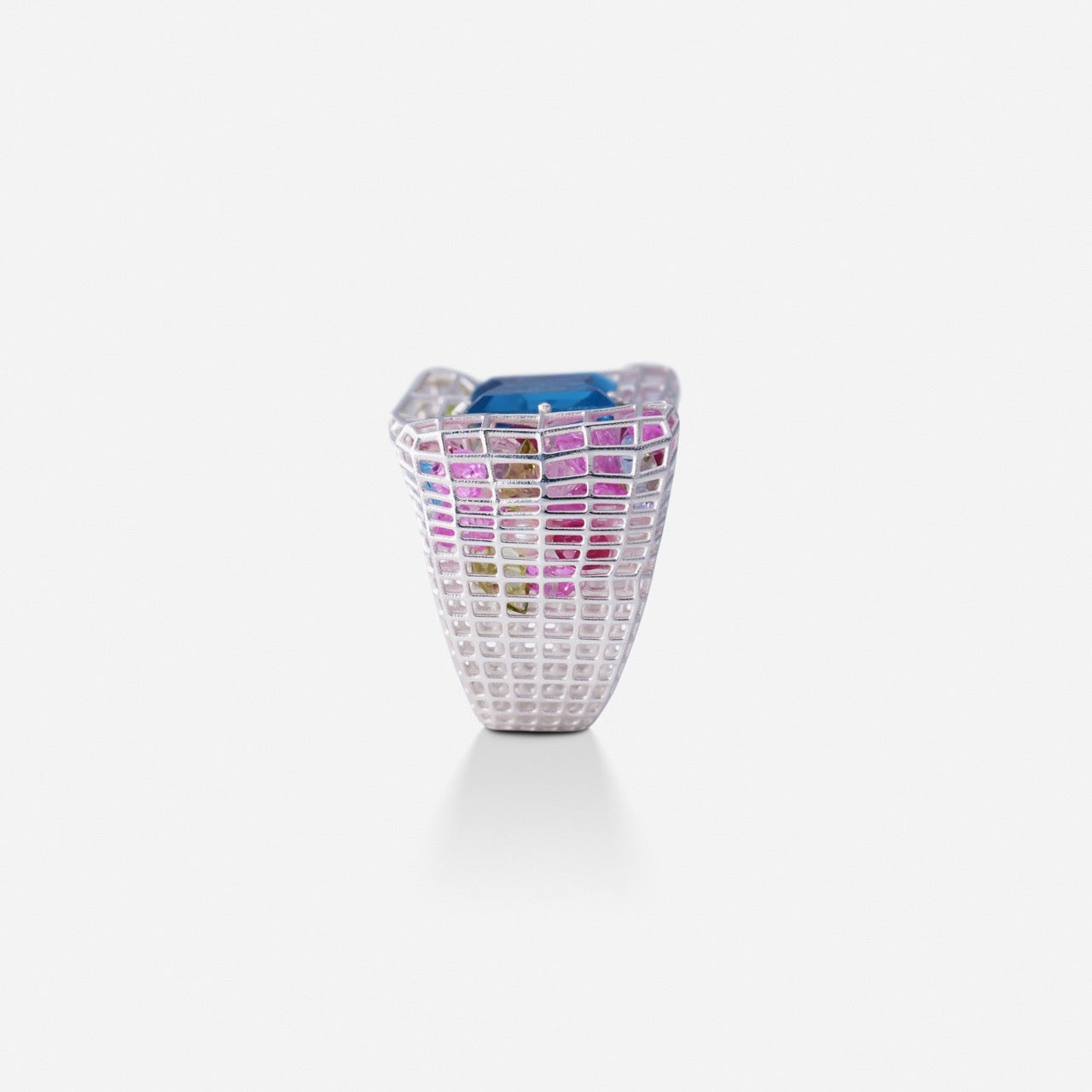 Cagey Distorted Ring