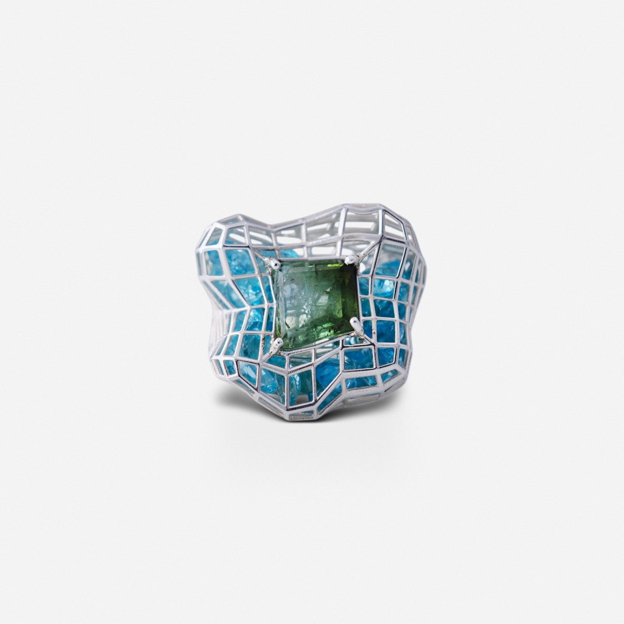Cagey Distorted Ring