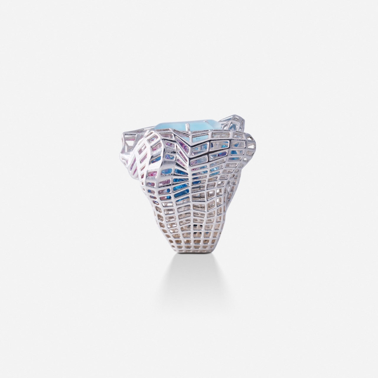 Cagey Distorted Ring