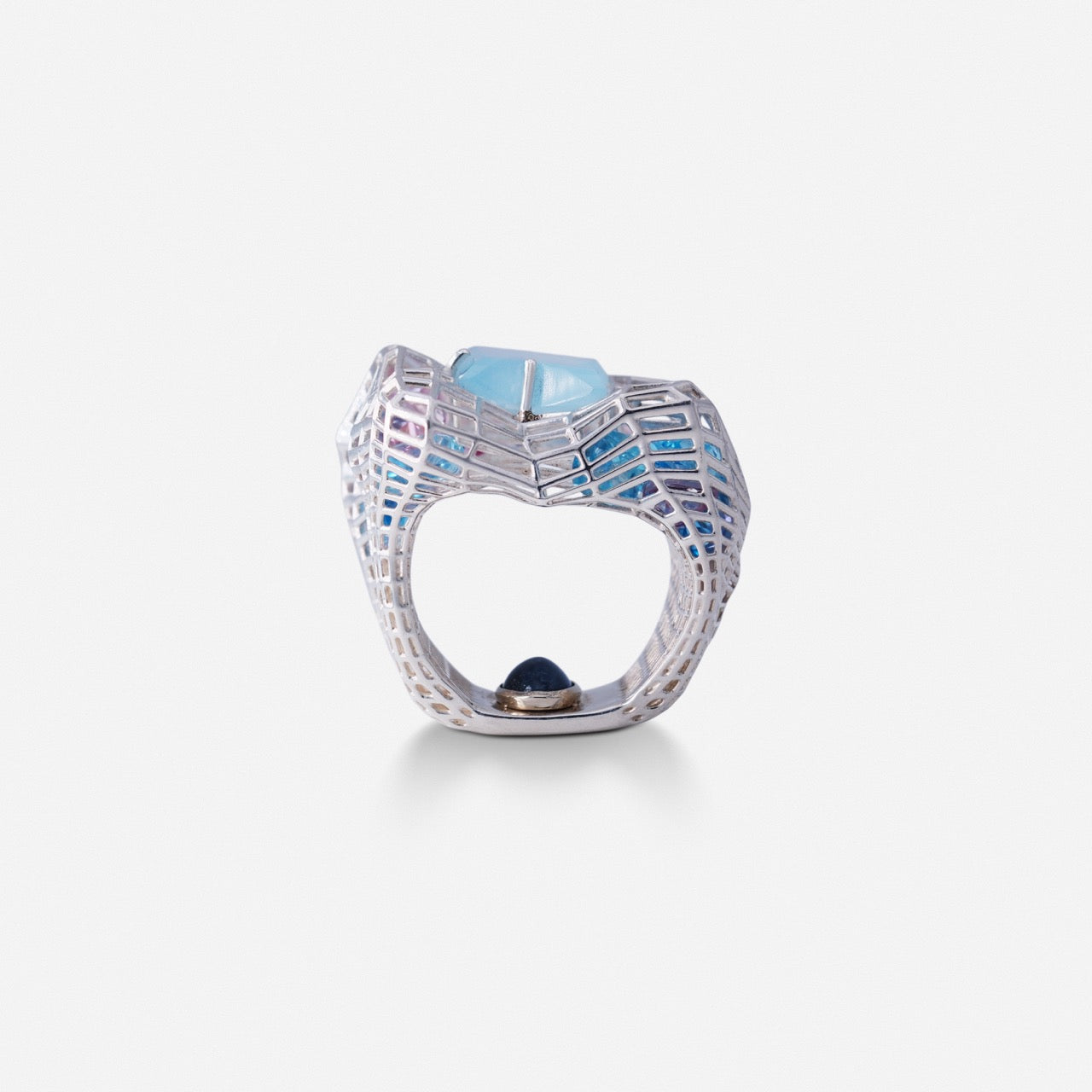 Cagey Distorted Ring
