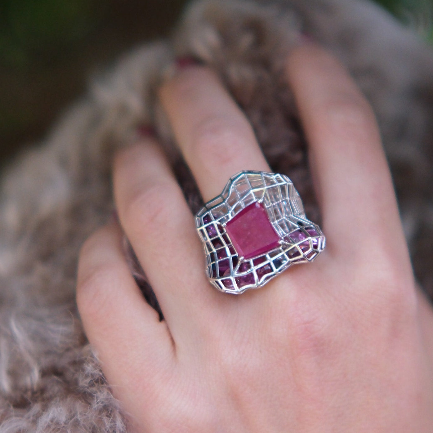 Cagey Distorted Ring