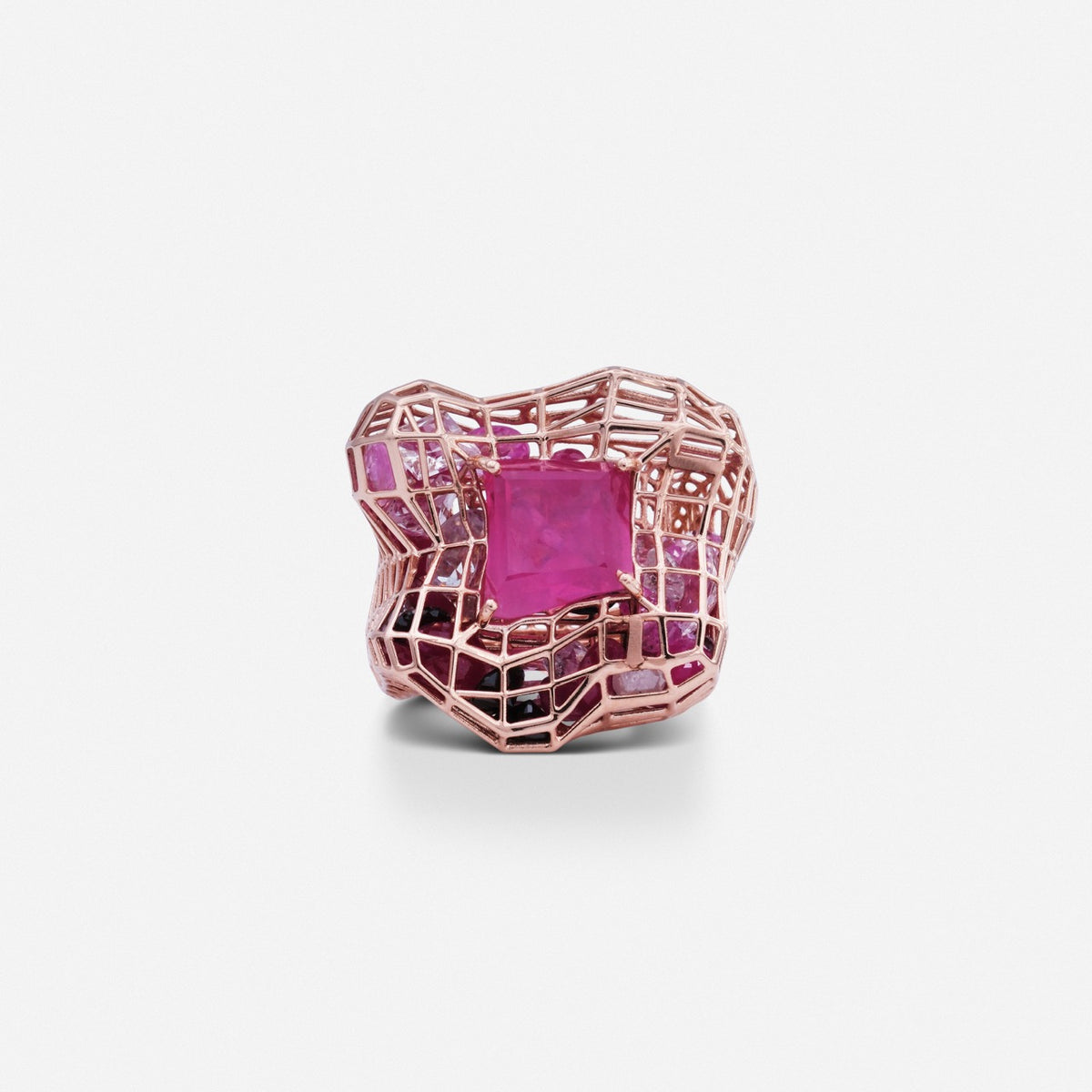 Cagey Distorted Ring
