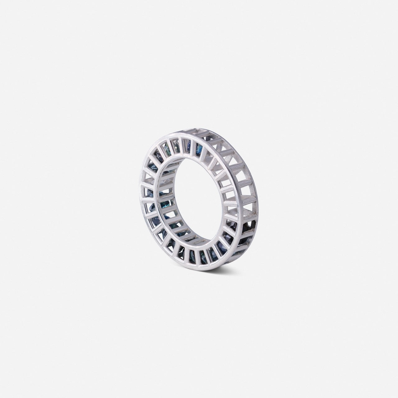 Cagey Banded Ring