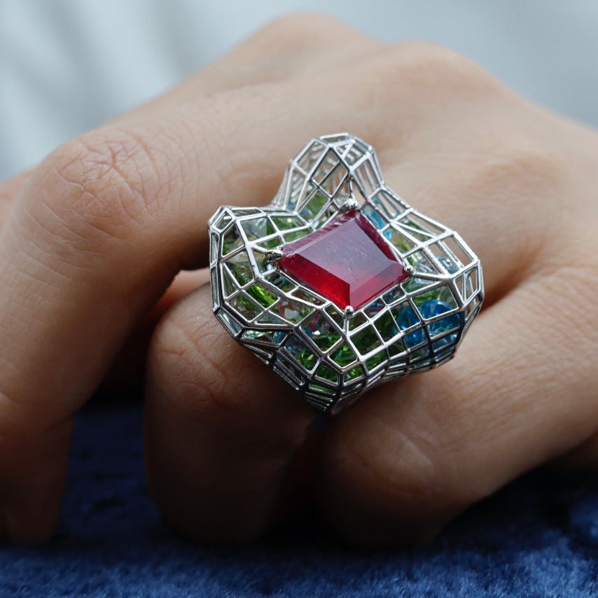 Cagey Distorted Ring