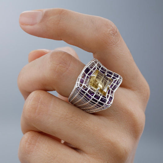 Cagey Distorted Ring