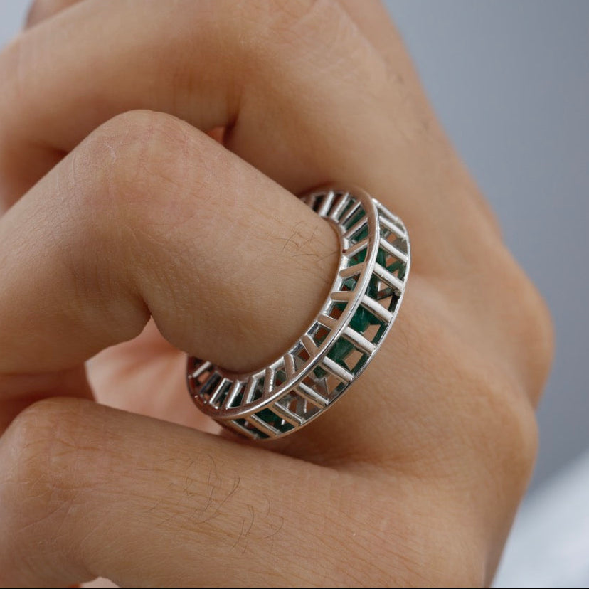 Cagey Banded Ring