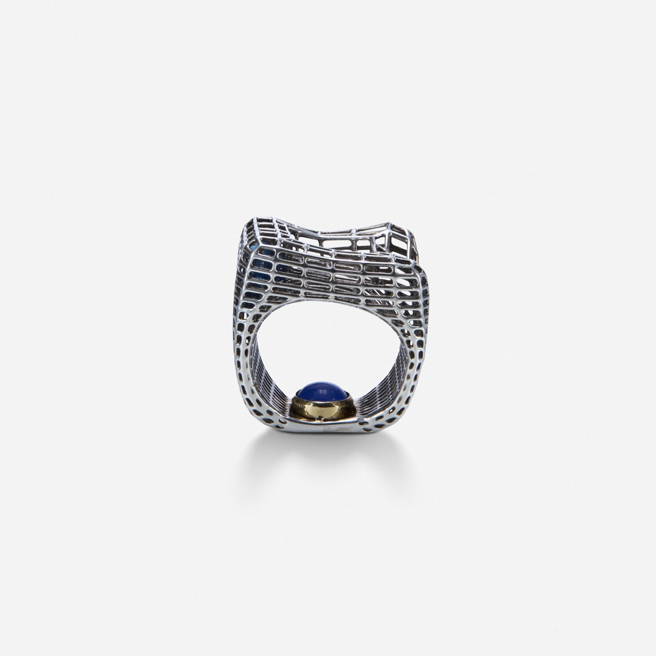 Cagey Distorted Ring