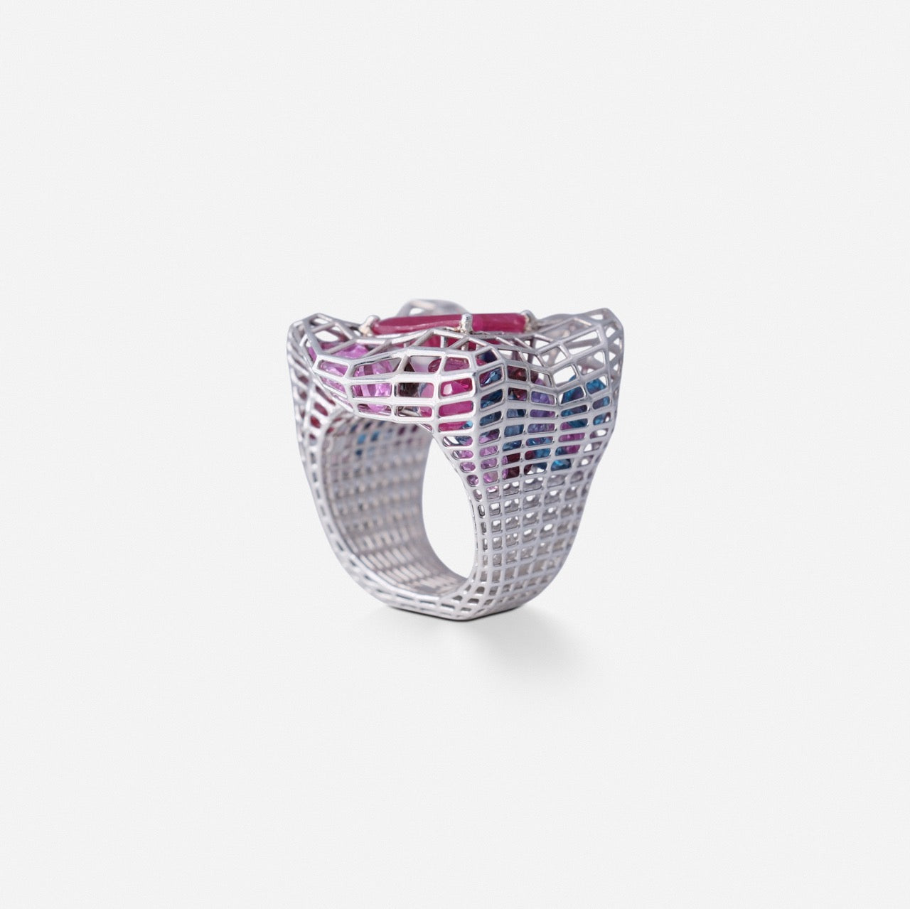 Cagey Distorted Ring